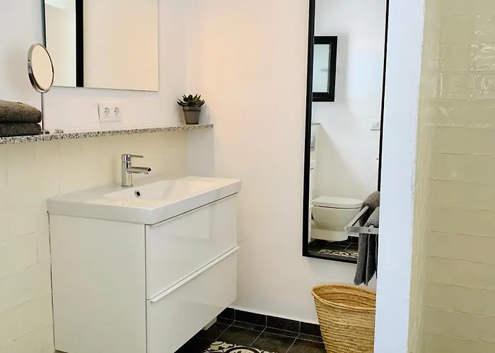 Bed & Breakfast Bona Nit 4*