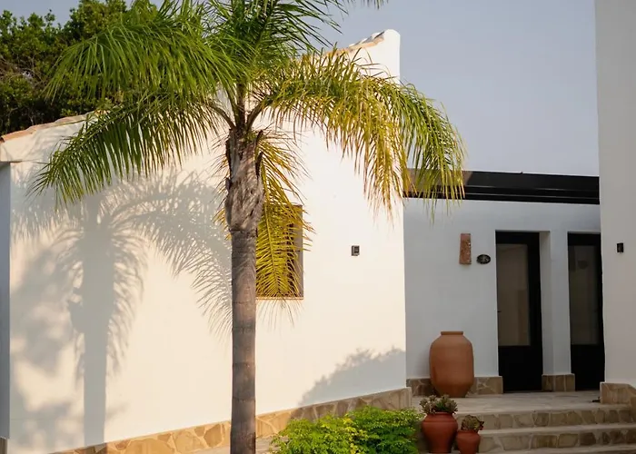 Bona Nit Bed & Breakfast