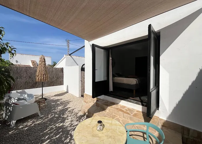 Bona Nit Bed & Breakfast