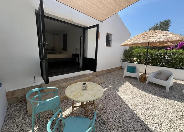 Bed & Breakfast Bona Nit Jávea