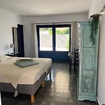 Bona Nit Bed and breakfast